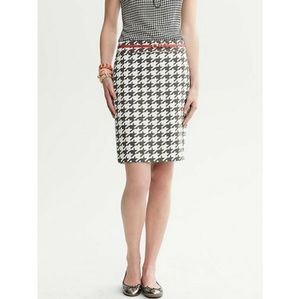 Banana Republic Houndstooth Pencil Skirt